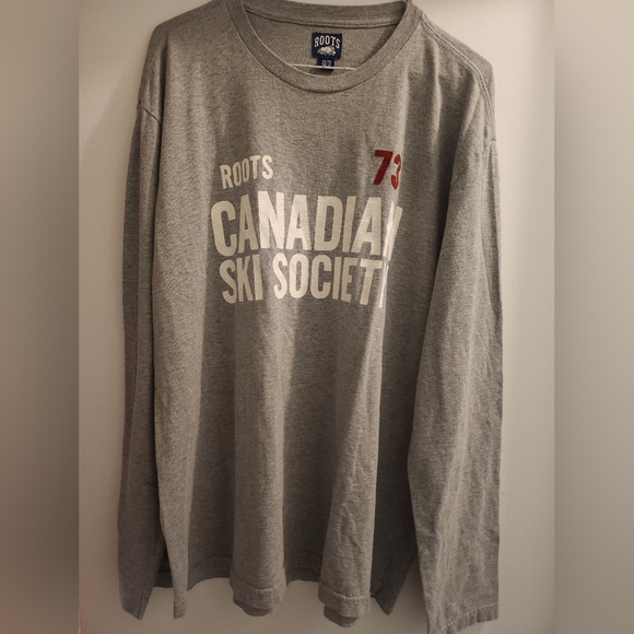 Roots Tops - Roots Made in Canada. Long Sleeve Tee. Size xl. Preloved
